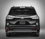 Toyota Sienna SE 2017 года
